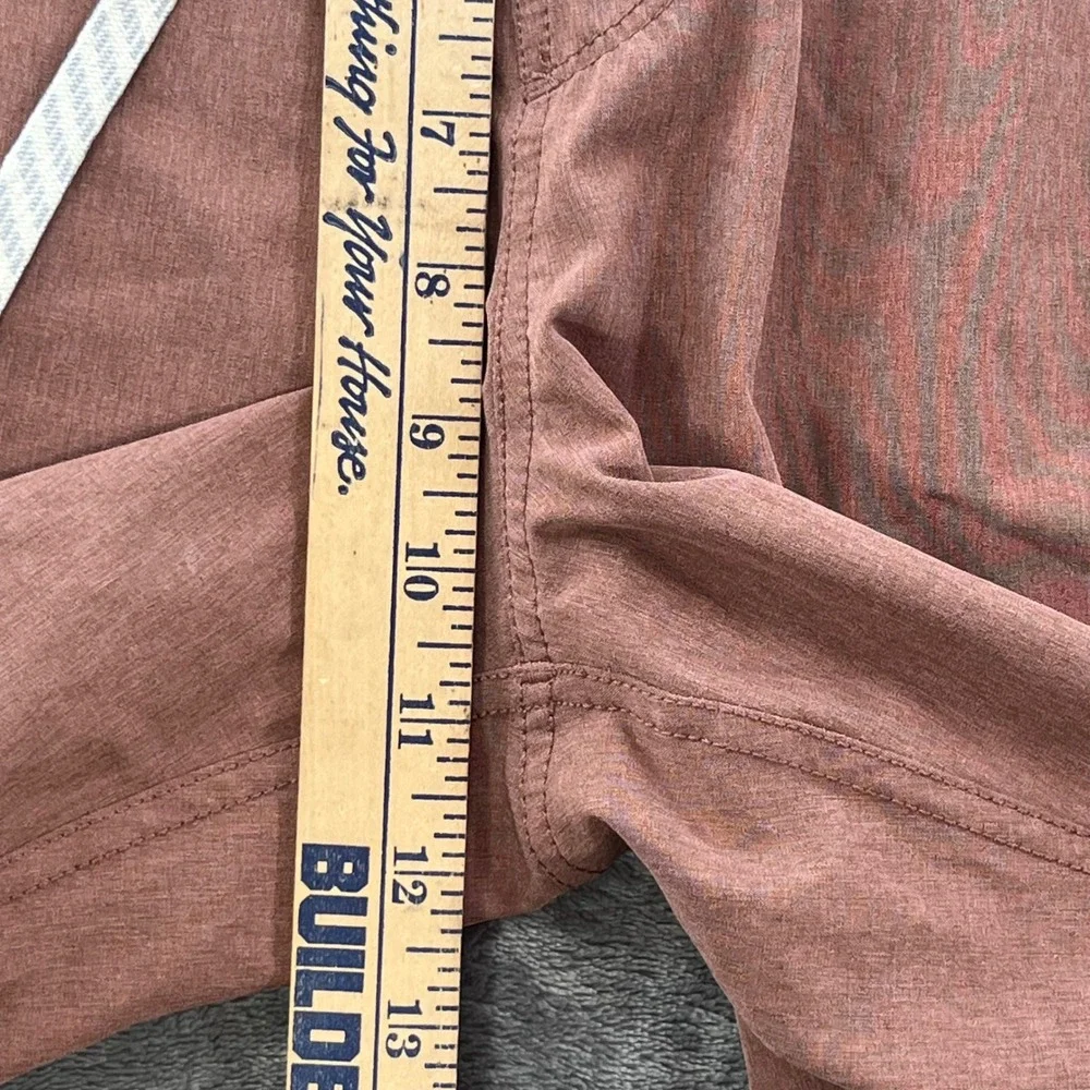 Vuori Banks Shorts Mens Small Mahogany Heather Athletic Training Swim Trunks